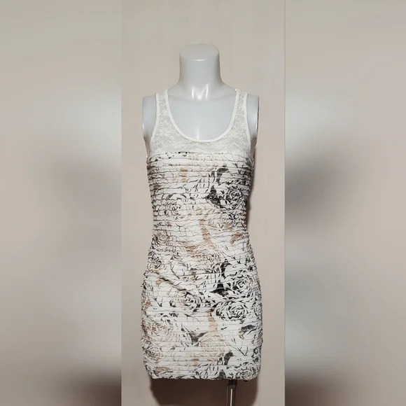 shoshanna floral lace dress Shoshanna Women's Raven Garden Dress - Multi - Size 2